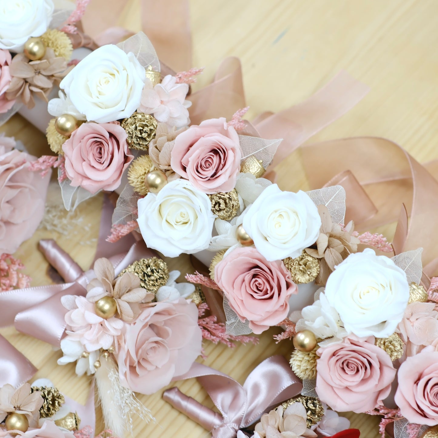 粉紅色保鮮花圓形花球｜Wedding Bouquet